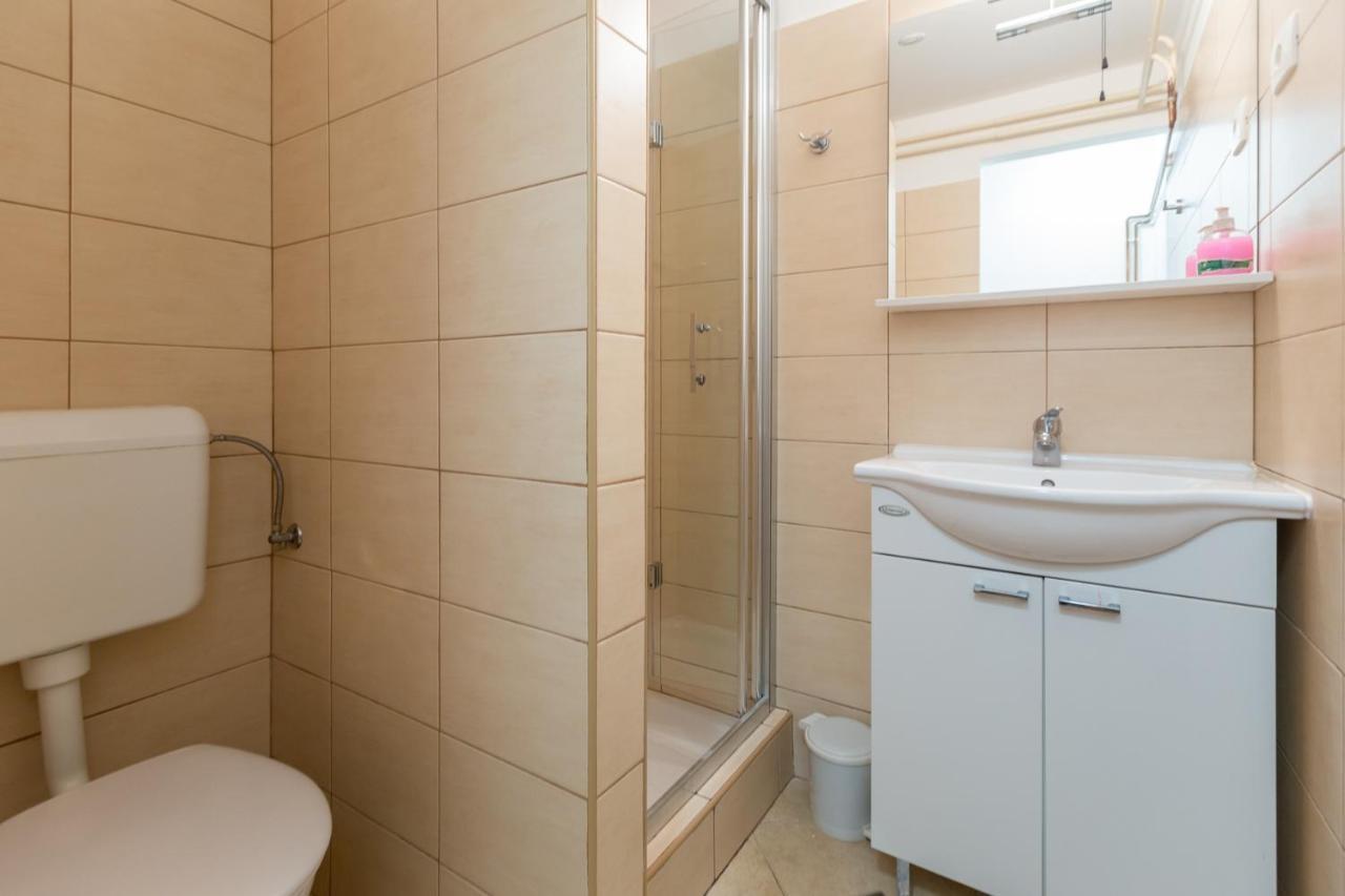 Apartments And Rooms Jeselnik 波尔托罗 外观 照片