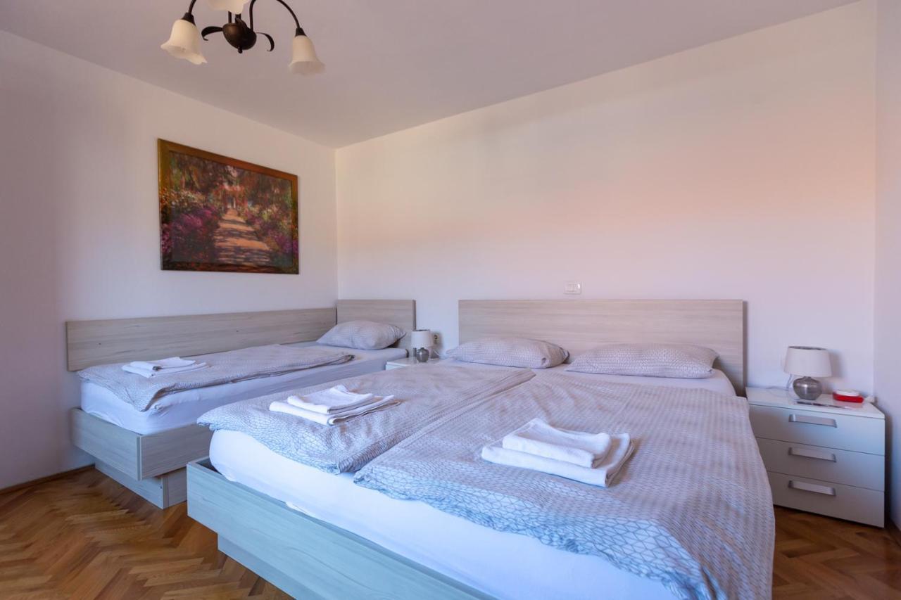 Apartments And Rooms Jeselnik 波尔托罗 外观 照片