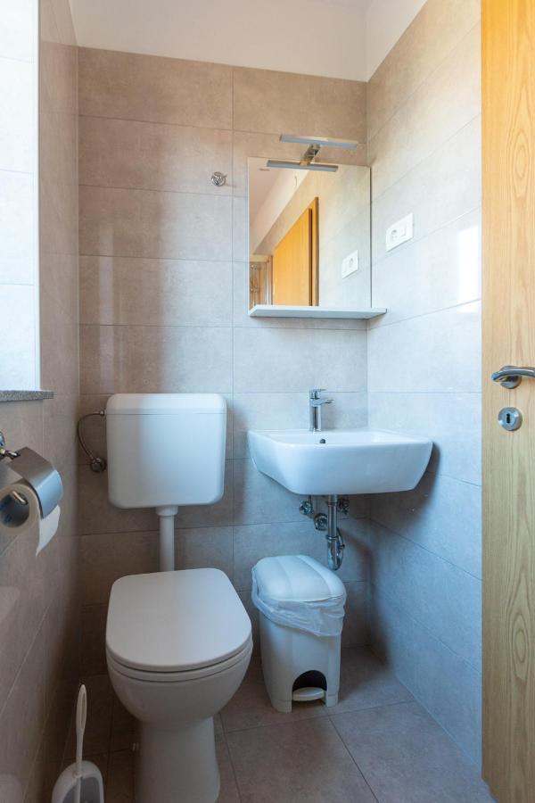 Apartments And Rooms Jeselnik 波尔托罗 外观 照片